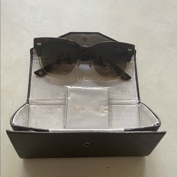 GUCCI sunglasses GG 3744/S - Picture 2 of 7